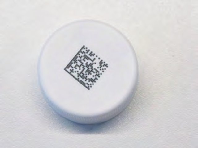 UV laser Data Matrix on a white cap